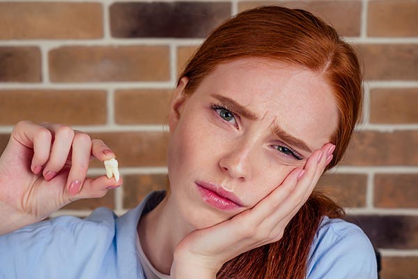 Tooth Extractions - Mint Leaf Dental Clinic in Markham